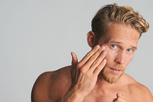 SKINCARE UOMO: SEMPLICITÀ, EFFICACIA E BENESSERE