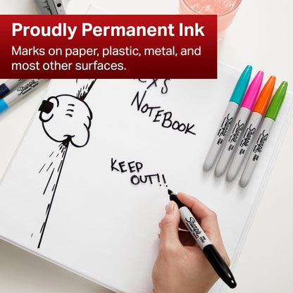 SHARPIE Pennarelli Indelebili, Punta Fine, Confezione da 4, Colori Classici Assortiti (25602895)