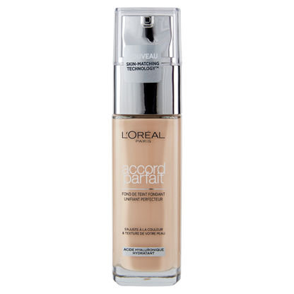 L'Oréal Paris Accord Parfait, Fondotinta Liquido con Acido Ialuronico, 1.5.N Lin/Linen, 30 ml (25531665)